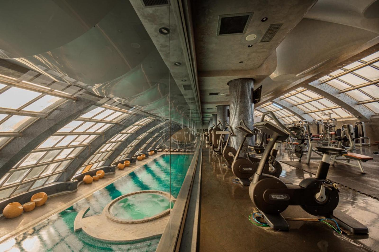 Green City Resort Hotel Баку Екстериор снимка