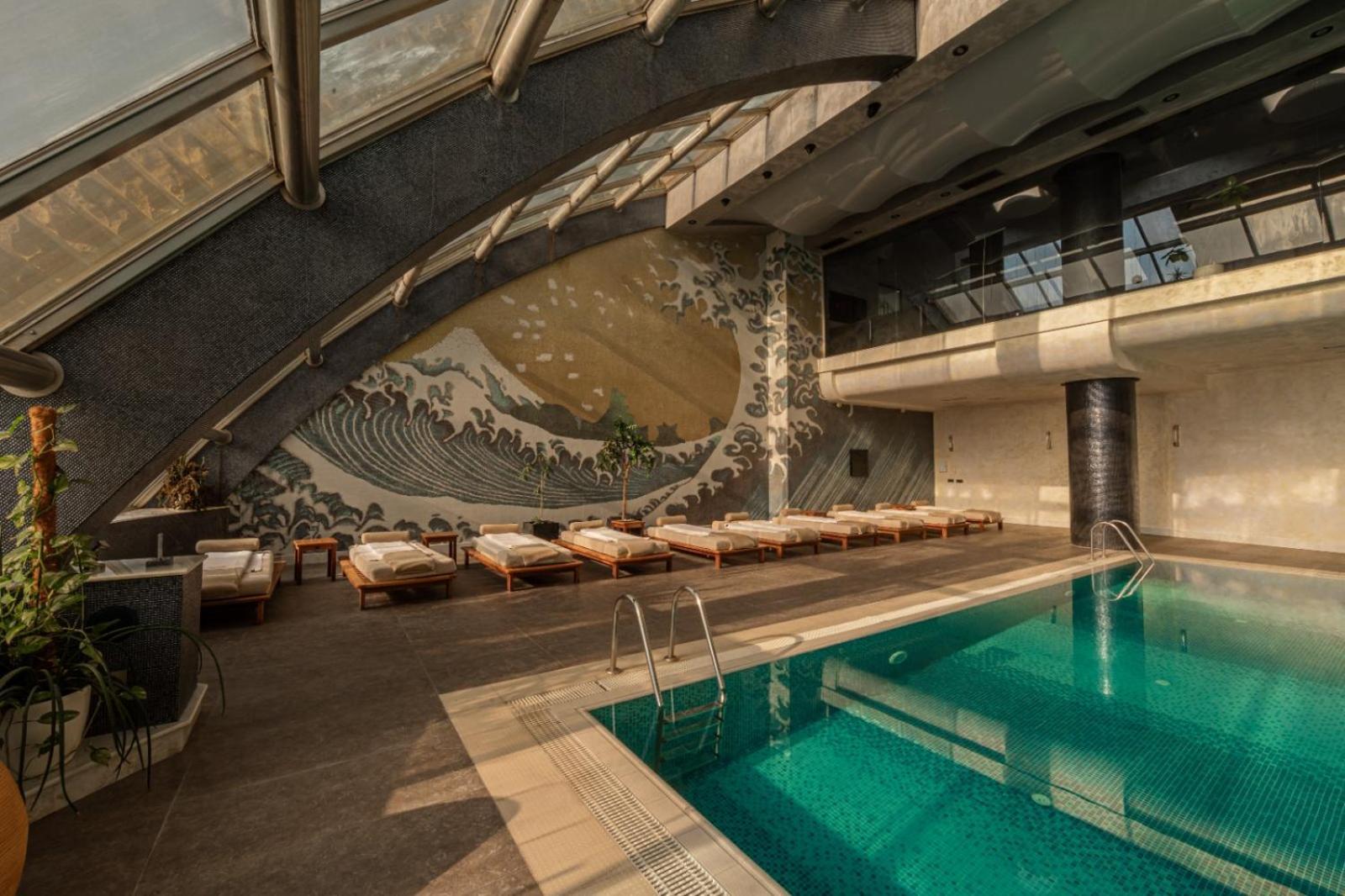 Green City Resort Hotel Баку Екстериор снимка