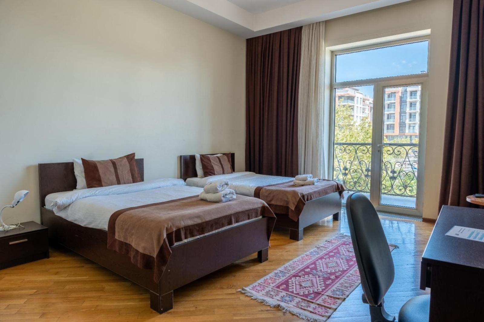 Green City Resort Hotel Баку Екстериор снимка